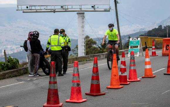 La Policía de Carreteras del departamento tendrá varios puntos para ayudar a mejorar el tráfico en el regreso a Medellín. FOTO Camilo Suárez.