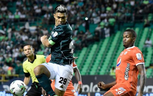 Teófilo Gutiérrez marcó el tanto de la victoria del Deportivo Cali, pero fue expulsado y se pierde el próximo duelo ante Nacional por la semifinal. FOTO DIMAYOR