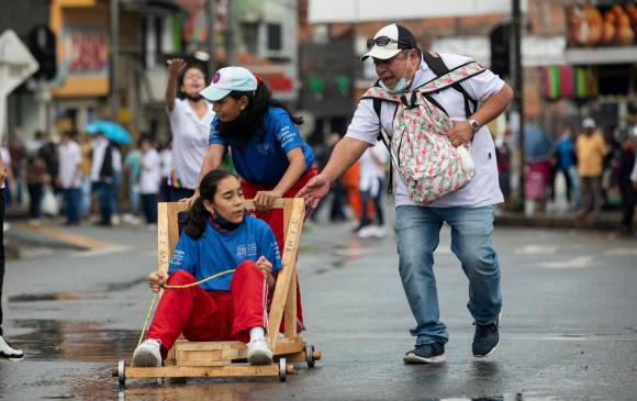 Diferentes generaciones de colombianos crecimos en medio de rondas, juegos infantiles tradicionales y pasatiempos que marcaron nuestra época de niñez. Foto : Camilo Suárez.