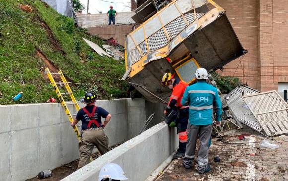 Así quedó el ascensor industrial después del desplome. Foto: Cortesía. 