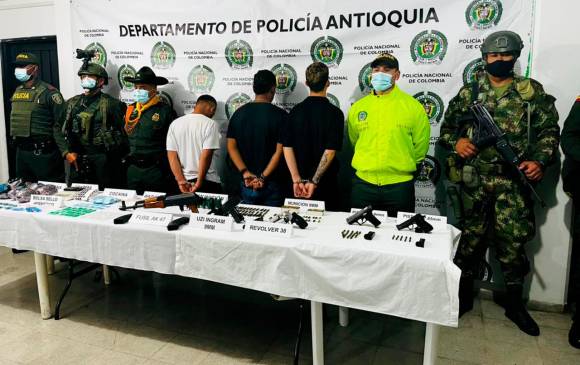La mayoría de los capturados harían parte de la disidencia del Clan del Golfo comandada por alias “Carne Rancia”, según las autoridades. FOTO: Cortesía Policía Nacional.