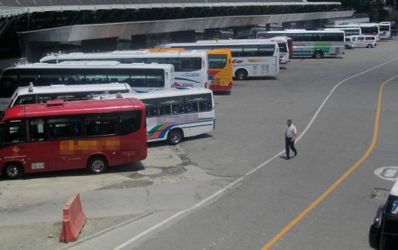 Empresarios del transporte de pasajeros por tierra afirman que la actividad no observa recuperación. FOTO archivo