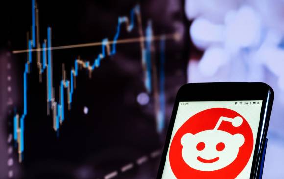 Durante enero Wall Street vivió un hecho inusual: miles, incluso millones de personas, se coordinaron para comprar acciones de una empresa. FOTO Getty