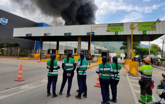 Dos muertos y un desaparecido en incendio en fábrica de Girardota