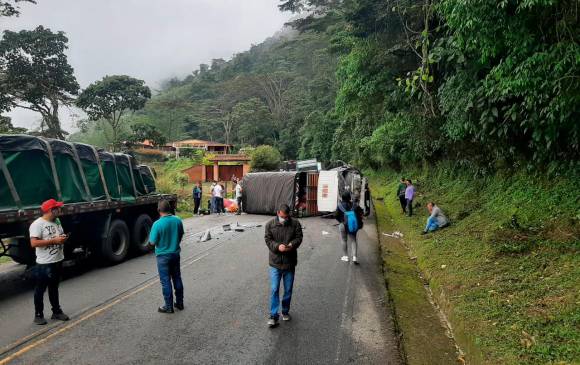 Se presenta accidente en Autopista Medellín - Bogotá a la altura de Cocorná