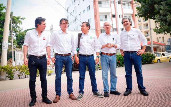 Integrantes de la coalición Centro Esperanza. FOTO: TOMADA DE TWITTER @CarlosAmayaR