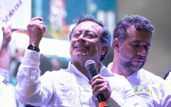 Gustavo Petro invitó al Partido Liberal a sumarse al Pacto Histórico durante la presentación de las listas a Congreso que se realizó esta semana. FOTO edwin bustamante