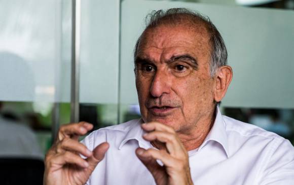 Humberto de la Calle visitó Medellín en días pasados. FOTO Julio César Herrera 