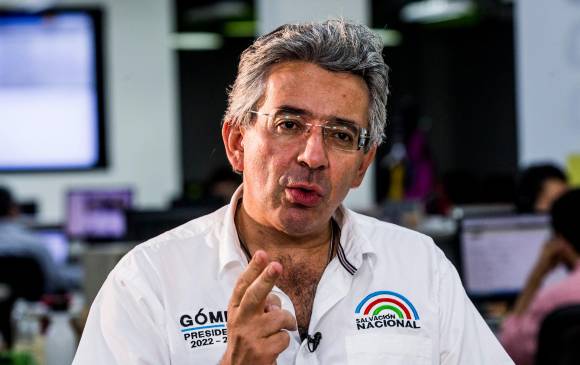 Enrique Gómez dice que insistirá en una reforma de la justicia colombiana así no gane las elecciones. FOTO JULIO CÉSAR HERRERA