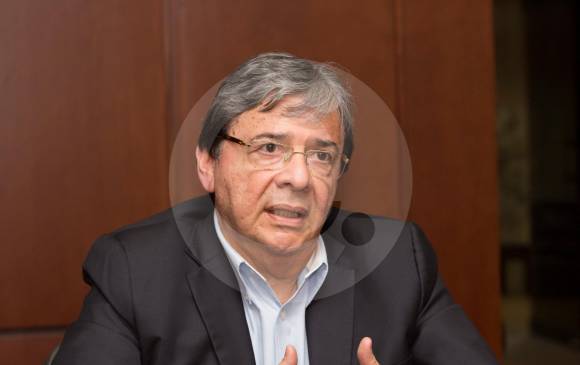 Hasta el momento, el ministro se encuentra con buen estado de salud. FOTO: Edwin Bustamante Restrepo