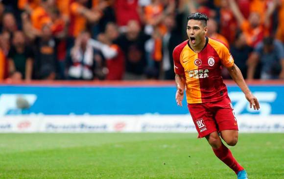 Debido al discreto rendimiento de Falcao en Galatasaray, ya se habla de un posible paso a la MLS de Estados Unidos o al fútbol árabe. FOTO Colprensa.