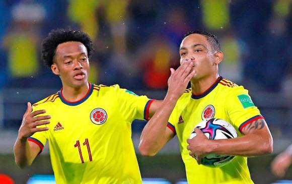 Juan Guillermo Cuadrado y Luis Fernando Muriel son dos de los jugadores destacados de Colombia en los últimos juegos por la Eliminatoria. FOTO CORTESÍA FCF
