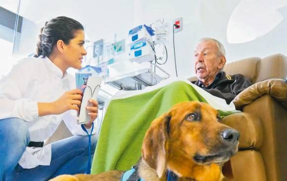 La terapia con animales también se utiliza en entornos no médicos. FOTO cortesía Clínica Medellín