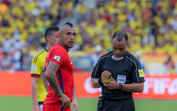 Durante la Copa América de 2015 el chileno también protagonizó polémica al estrellar un carro. Foto Juan Antonio Sánchez.