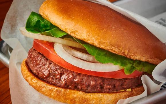 Lucen igual que las hamburguesas tradicionales, pero la carne está hecha de vegetales. FOTos cortesía