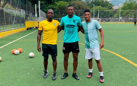 Wílmar Jordan, Yan Carlos Mosquera y Jheiner Pinto, futbolistas colombianos. FOTO CORTESÍA