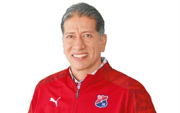 Jairo Vélez le dijo a este diario que estas son sus últimas declaraciones como presidente saliente del Medellín. “Ahora solo quiero opinar como un hincha que ama el equipo”. FOTO cortesía DIM