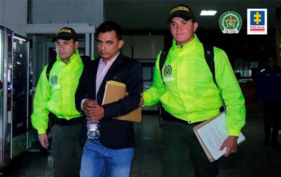 Además de ir a la cárcel, el abogado quedó inhabilitado para ejercer funciones públicas por 48 meses.