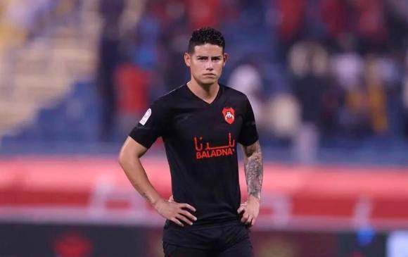 El cuadro del colombiano ganaba 1-0 cuando se presentó la emergencia con un jugador del equipo rival. FOTO: TOMADA DE @ALRAYYAN.