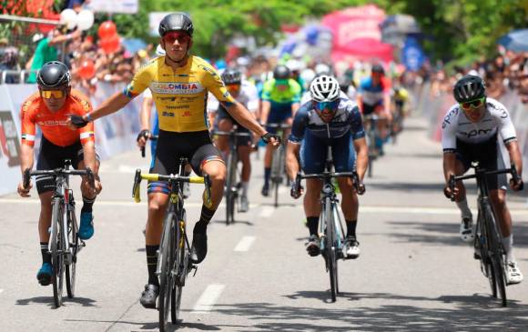 Nelson Soto ganó la primera etapa de la Vuelta a Colombia. Hoy, fracción entre Paipa y Tocancipá. FOTO FEDECICLISMO