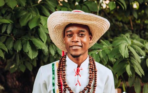 Esnaider Javier Castillo, de 24 años, participó en el festival de música del Pacífico Petronio Álvarez en Cali (Valle), una semana antes de ser asesinado en Barbacoas, Nariño. FOTO cortesía.
