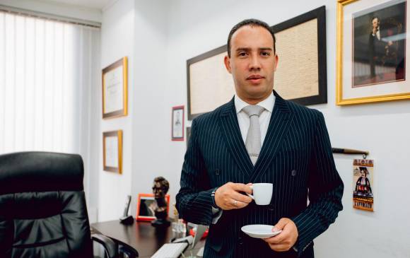 El abogado Víctor Mosquera dice que acudirá a instancias nacionales e internacionales para defender su caso. FOTO TOMADA DE SUS REDES SOCIALES
