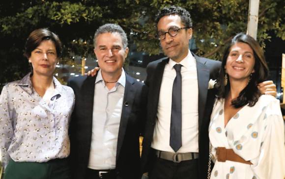 De izquierda a derecha: Claudia Márquez, Anibal Gaviria, Ignacio Gaitán y Gina Medina.