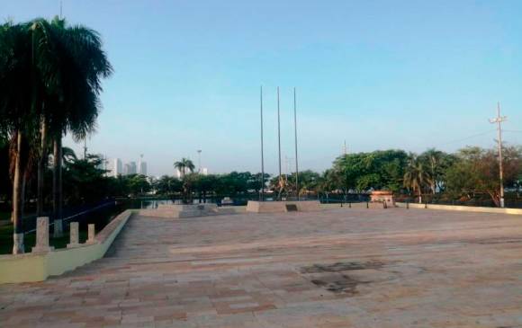 Este es el parque de La Marina, donde un joven pisó un cable de alta tensión. FOTO COLPRENSA-EL UNIVERSAL