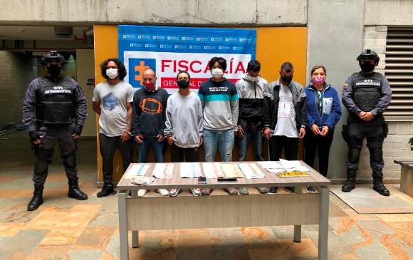 Las siete personas capturadas en la operación contra “el Acopio” el pasado noviembre. FOTO cortesía de la fiscalía