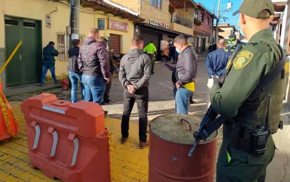 La estación de Policía está ubicada cerca del parque del municipio de La Unión, en el oriente antioqueño. FOTO: CORTESÍA.