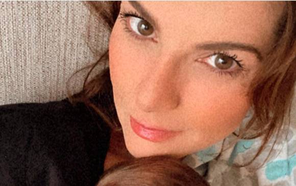 La exreina, modelo y presentadora caleña, Carolina Cruz, publicó emotivo mensaje con la imagen del rostro de su hijo Salvador, que nació el pasado 2 de marzo. FOTO @CAROLINACRUZOSORIO