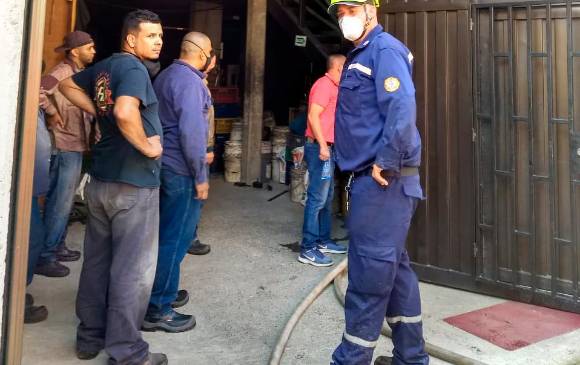 Controlado incendio en el Centro de la Moda, en Itagüí