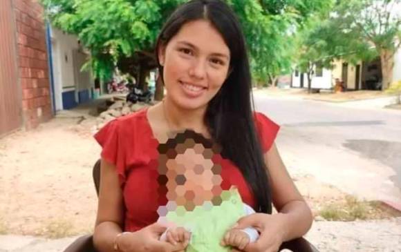 Maira Umbarila y su bebé de tres meses fueron liberadas este lunes en la noche. FOTO: Defensoría del Pueblo. 