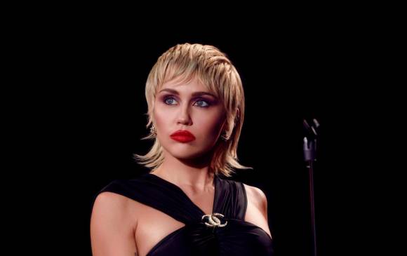 La más reciente producción de Miley Cyrus, Plastic Hearts, incluyó covers de Blondie, Stevie Nicks y The Cranberries. FOTO cortesía Vijat Mohindra - RCA RECORDS