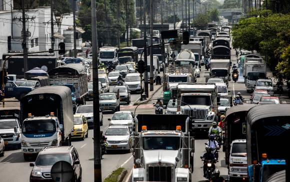 Los cálculos dicen que la medida sacará un 17% de los vehículos que ruedan en la región FOTO camilo suárez