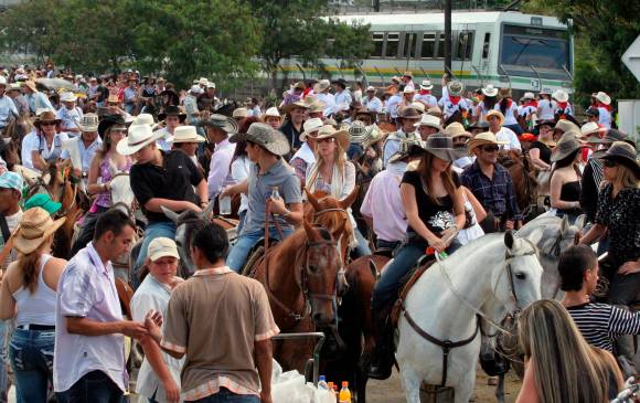 De aprobarse el proyecto de ley, el Concejo de Medellín podría reglamentar las condiciones para la realización de la cabalgata, suspendida desde el 2014. FOTO JULIO CÉSAR HERRERA