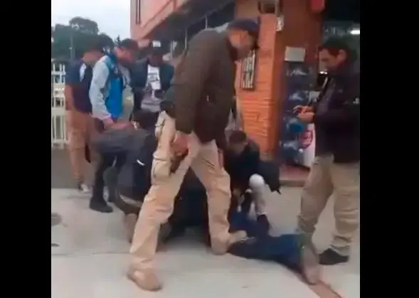Chats revelarían que sicario planeaba moverse en inDriver. FOTO TOMADA DE VIDEO.