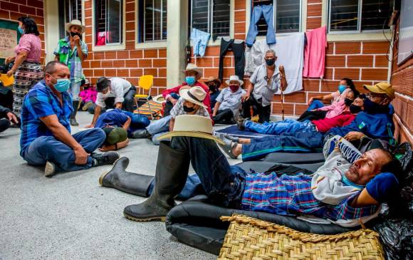 4.040 campesinos desplazados de 30 veredas han llegado al casco urbano de Ituango. FOTOS: JUAN ANTONIO SÁNCHEZ