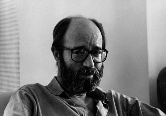 Antonio Caballero (1945-2021) escribió una de las novelas fundamentales de la literatura colombiana, <i>Sin remedio</i>, reeditada este año por Alfaguara. Foto: Cortesía Penguin Random House
