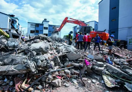 La Lorena, una de las unidades residenciales que se perdió por completo tras el terremoto. FOTO Julio César Herrera 