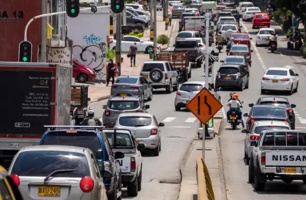 Singapur, conocido por sus estrictas regulaciones y altos impuestos a la propiedad de automóviles han hecho de este el lugar más costoso para adquirir uno. Foto: Carlos Velázquez.