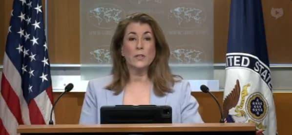 Durante una rueda de prensa, la portavoz del Departamento de Estado de EE. UU., Tammy Bruce, dio declaraciones sobre los motivos acerca de la salida de Estados Unidos de la UNESCO. Imagen, captura de video, rueda de prensa. 