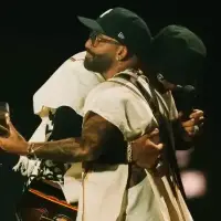Video | ¡Muy paisa! Ryan Castro le puso poncho y carriel a Arcángel
