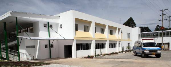 La clínica advirtió que el incumplimiento reiterado afecta de manera directa su estabilidad financiera. FOTO: Humberto Arango Gómez