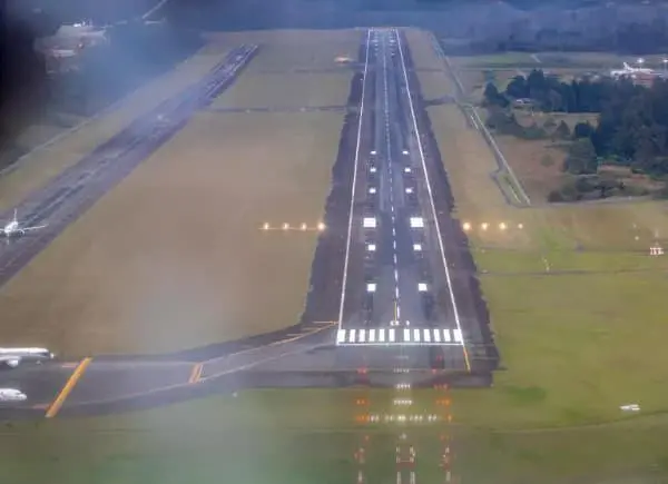 Vista aérea del aeropuerto Olaya Herrera en Medellín. Foto: Juan José Antonio Sanchéz.