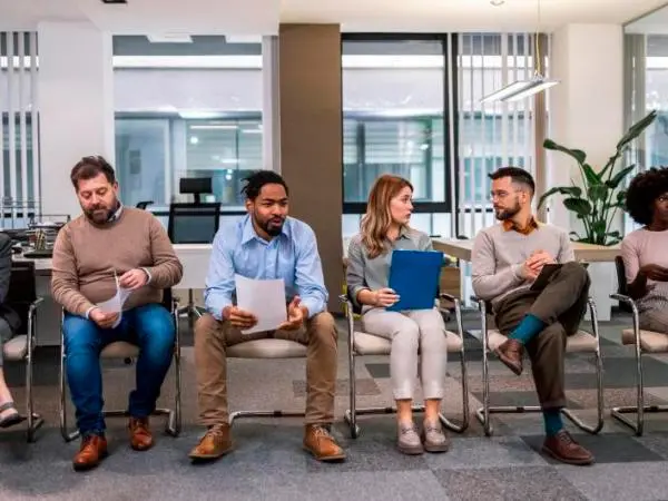 Estas 20 carreras presentan los mayores índices de desempleo entre los profesionales, a pesar de que varias superan los US$100.000 en ingresos anuales. FOTO: GETTY
