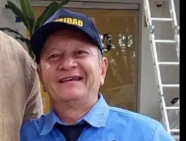 Víctor Manuel Acosta, celador del edificio Ana Pilar