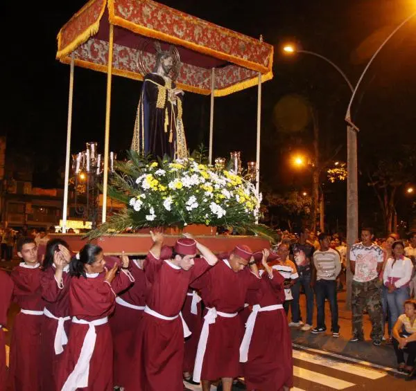 Comer, rezar y pecar menos: las tradiciones culinarias que marcan la Semana Santa