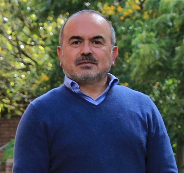 Cuervo es abogado de la Universidad Externado de Colombia y tiene una maestría de U. de Chile. Foto: U. Externado