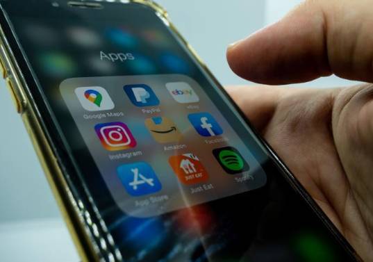 <span class="mln_uppercase_mln">Numerosas</span><b><span class="mln_uppercase_mln"> aplicaciones web y juegos en línea presentaron fallas este lunes 20 de octubre tras una interrupción de Amazon Web Services (AWS). FOTO: GETTY</span></b>